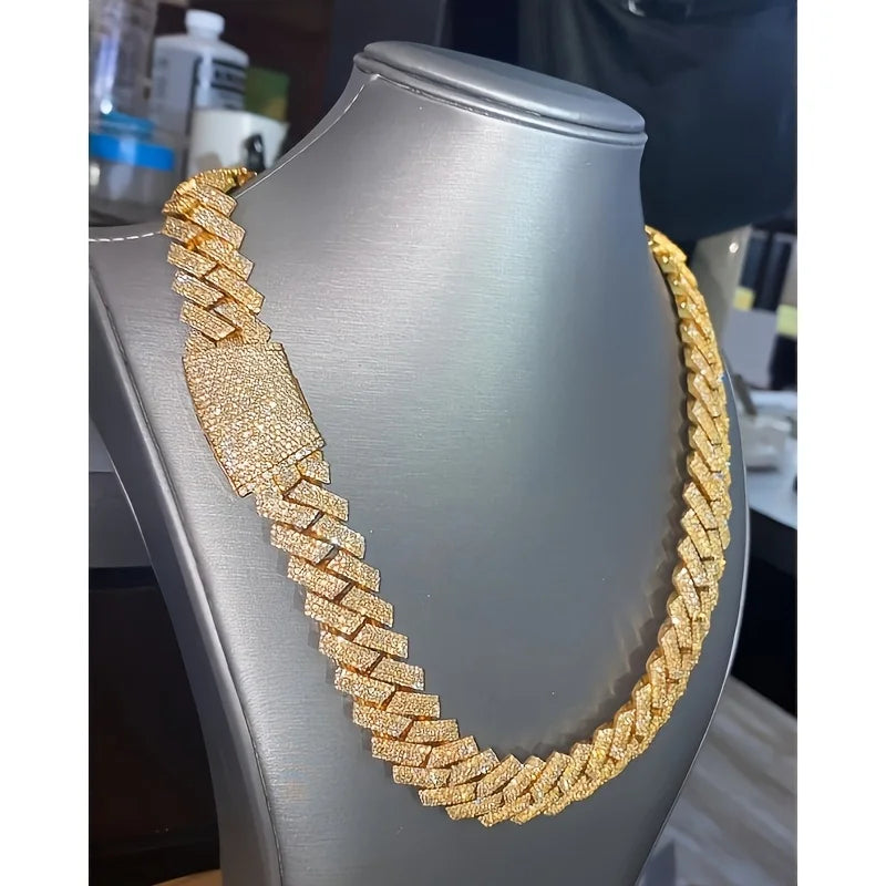 Cuban Chain Necklace - Heavy Duty moissanite Tennis Necklace | Suitable For Boyfriends, Fathers, Ideal For Valentine's, Christma