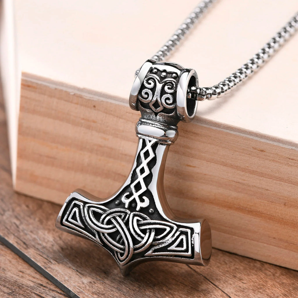 Vnox Vintage Men Norse Viking Necklaces,Rock Punk Retro Thor Mjolnir Hammer Pendant,Scandinavian Nodic Amulet Rune Neck