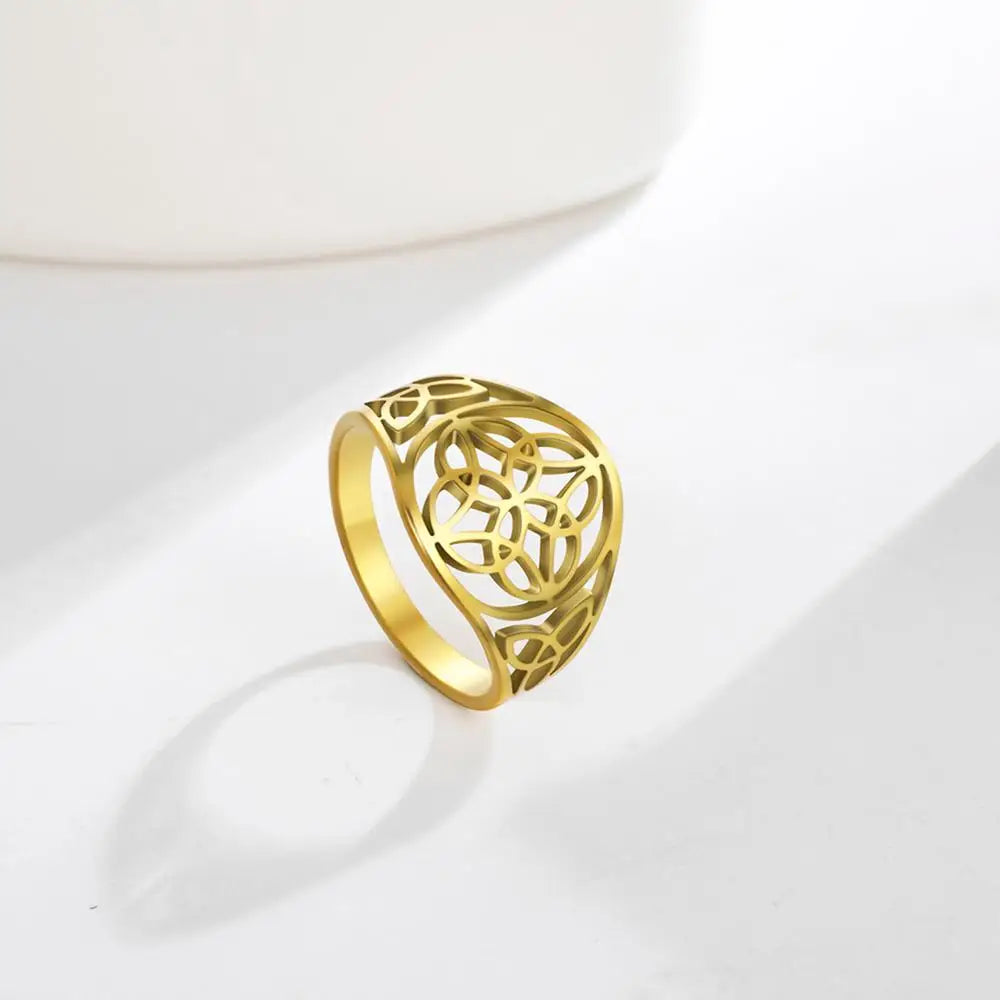 Vintage Celtic Knot Ring — Stainless Steel Geometric