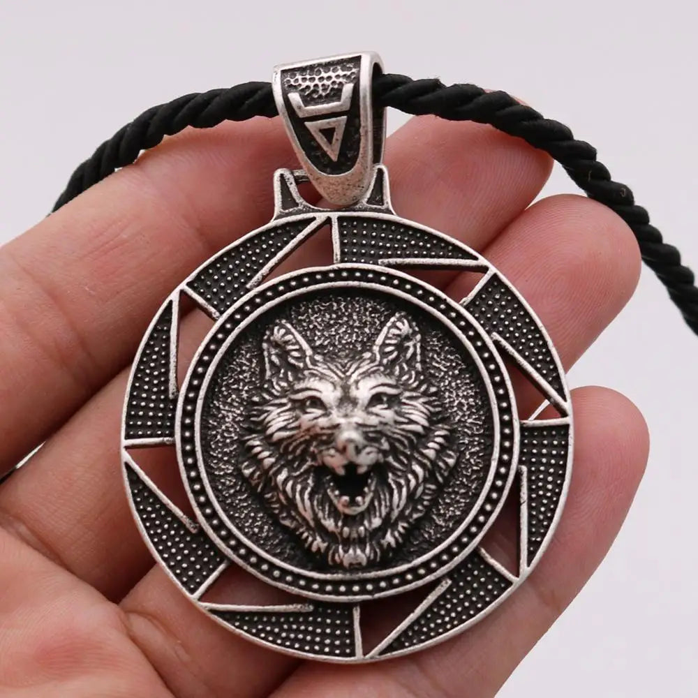 Wolf Head Triskelion Pendant Necklace — Zinc Alloy