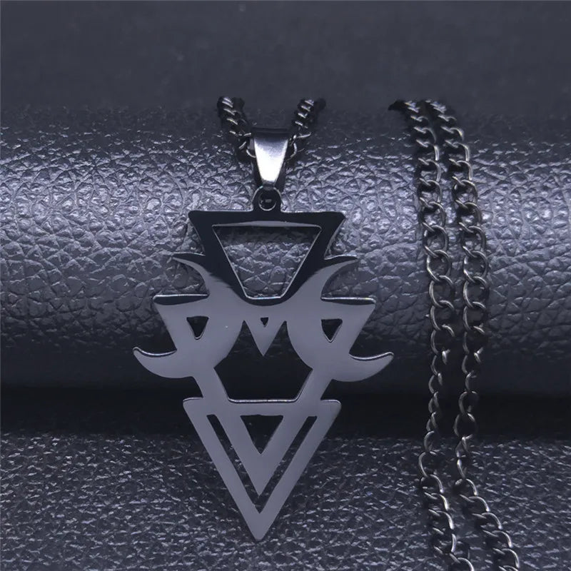 Gothic Moon Witchcraft Necklace — Black SS