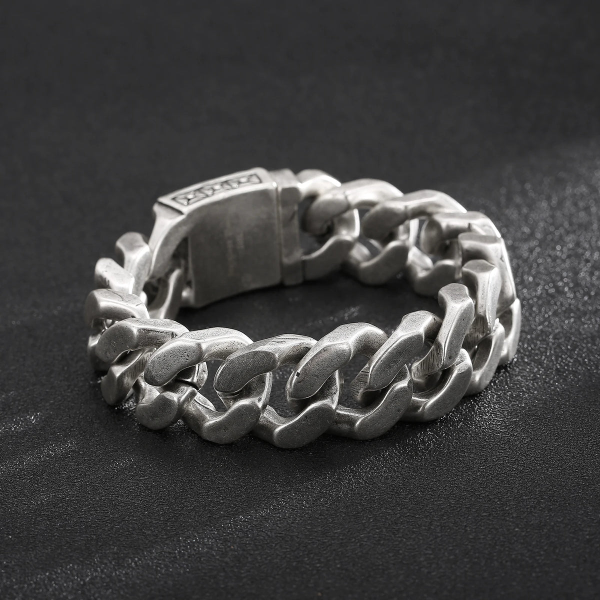 20mm Chunky Cuban Chain Bracelet with Skull Charm