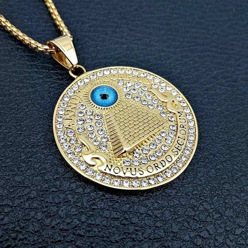 Retro Ancient Egyptian Pyramid Eye of Horus Pattern Round Pendant Necklace Women's Necklace Crystal Inlaid Pendant