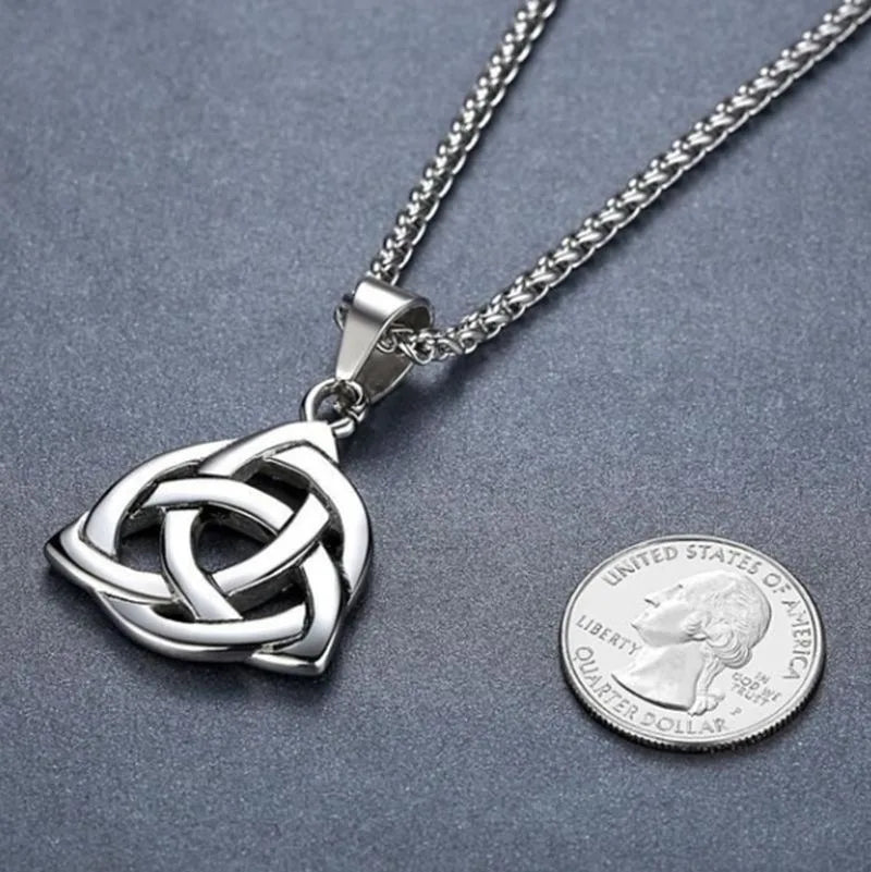 Classic Trinity Knot Celtic Knot Pendant Necklace Fashionable Lucky Irish Witch Knot Amulet Jewelry Unisex