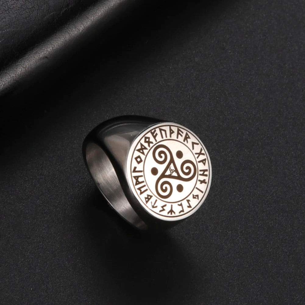 LIKGREAT Vintage Triskele Ring Triple Stainless Steel Signet Ring for Men Spiral Symbol Protection Amulet 2023 New Year