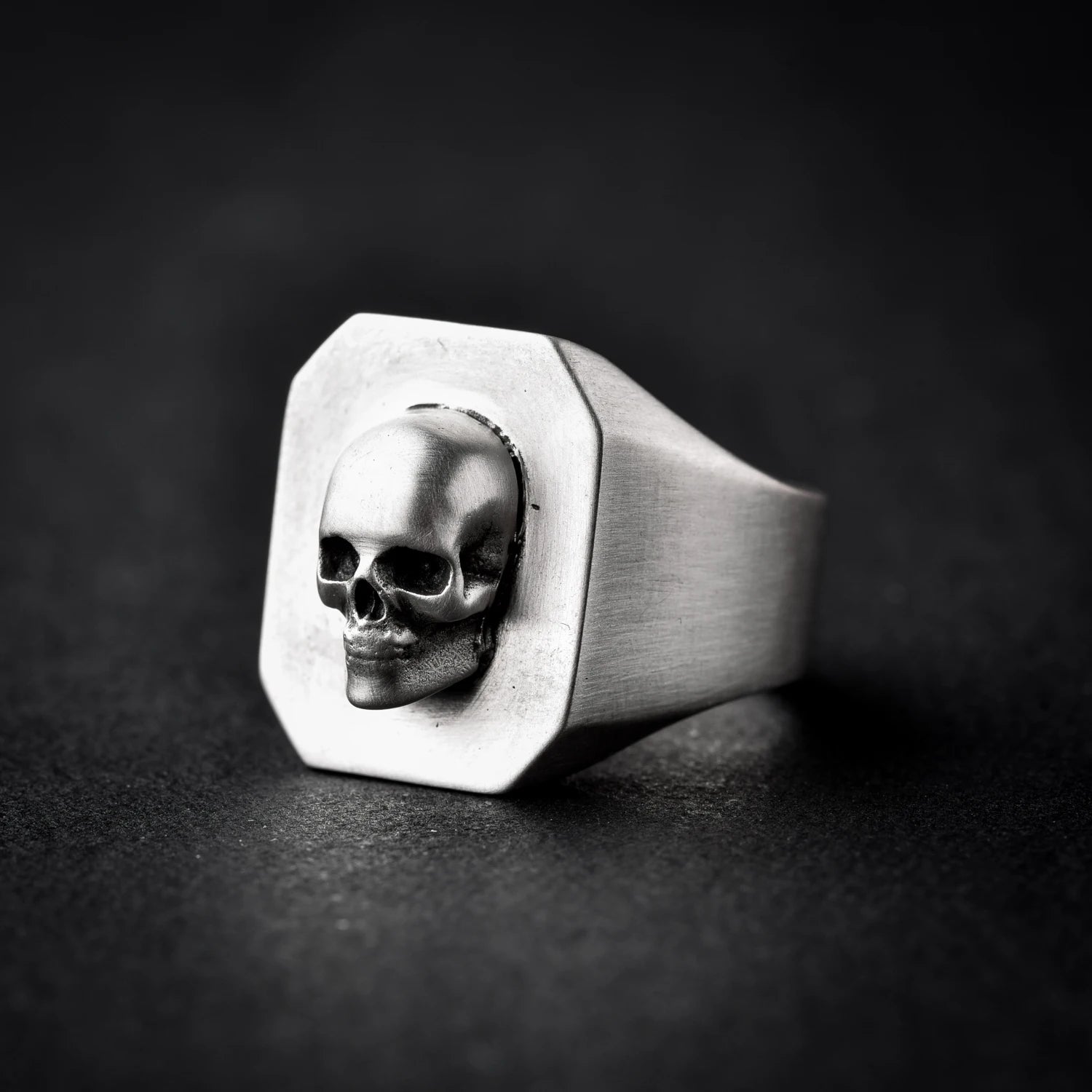 Men's Calvarium Skull Ring Gothic 316L Stainless Steel Biker Ring Motorcycle Band jewellery Party Gift OSR734
