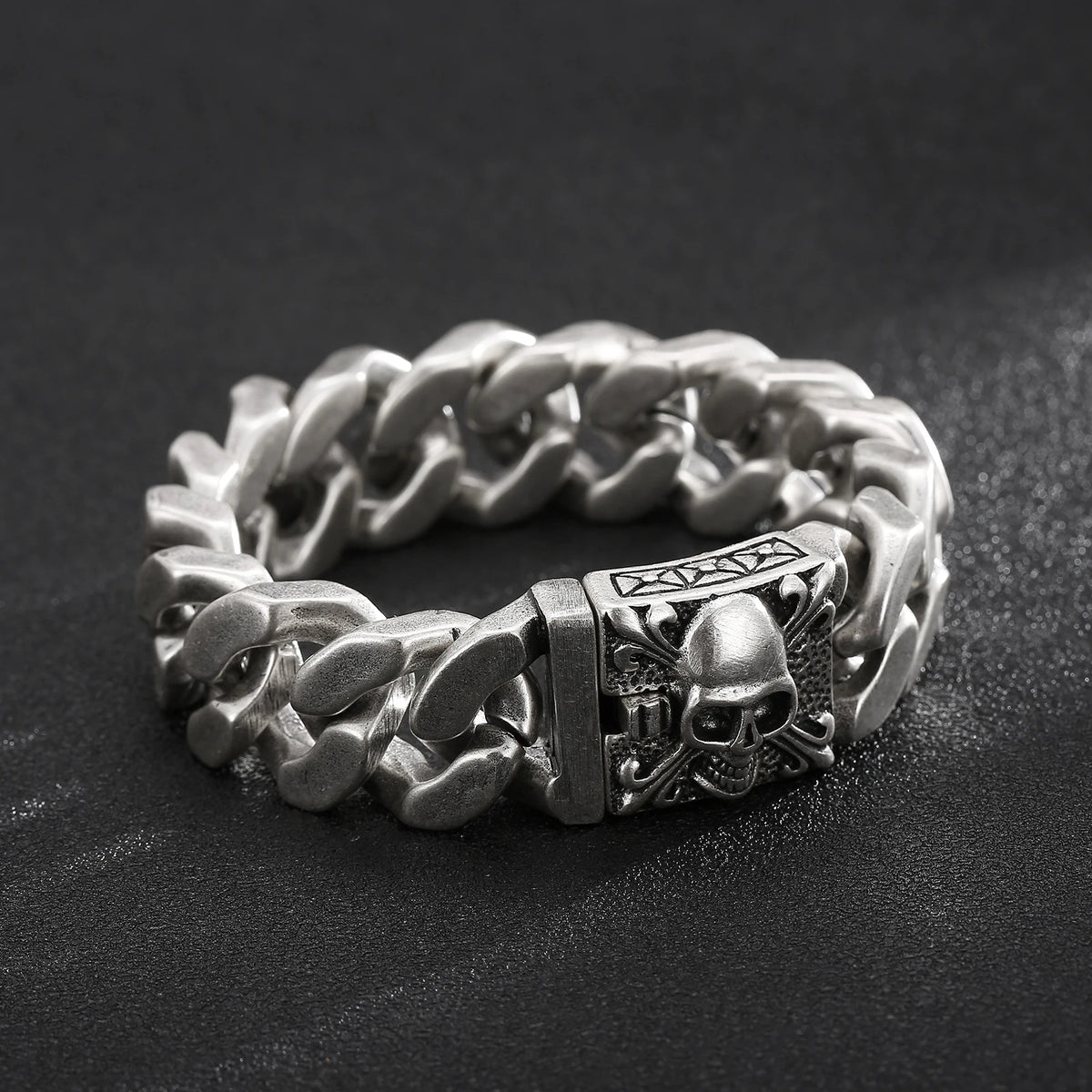 20mm Chunky Cuban Chain Bracelet with Skull Charm