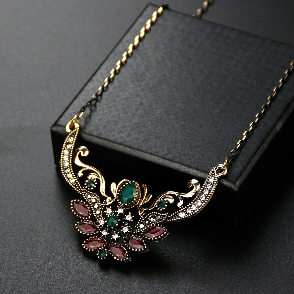 Sunspicems Gray Crystal Bohemia Turkish Women Pendant Necklace Retor Gold Color Indian Flower Charm Choker Wedding