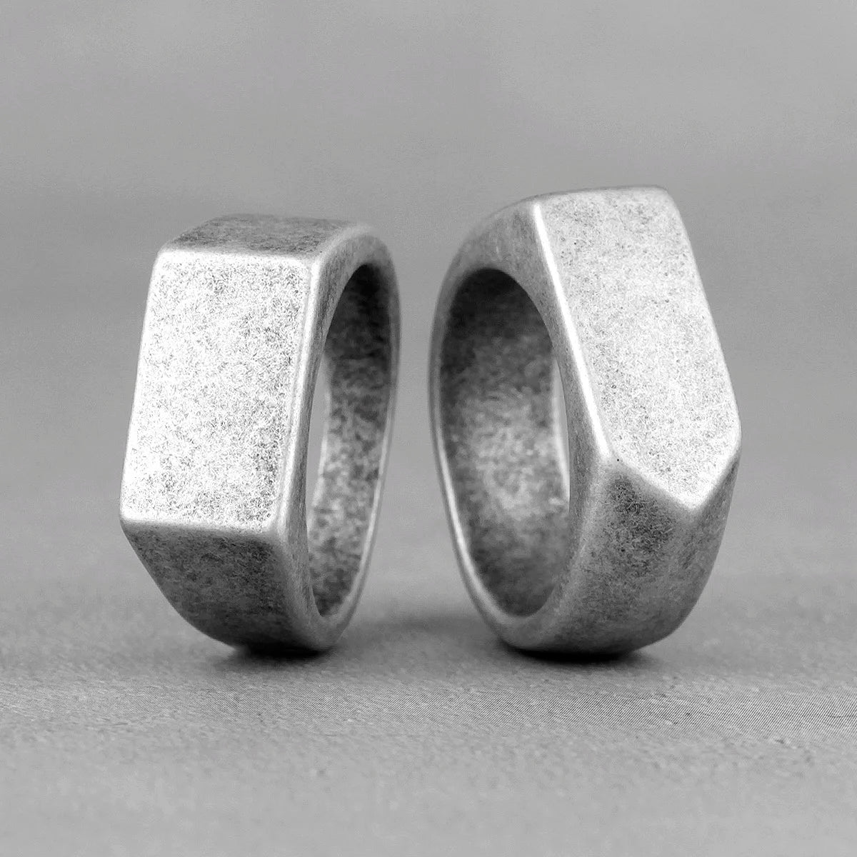 Retro Simple Square Bullet Stainless Steel Mens Rings Vintage Rustic for Male Boyfriend Biker Jewelry Creativity Gift