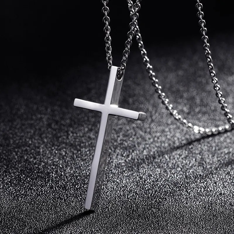 Minimalist Cross Pendant Necklace — Silver