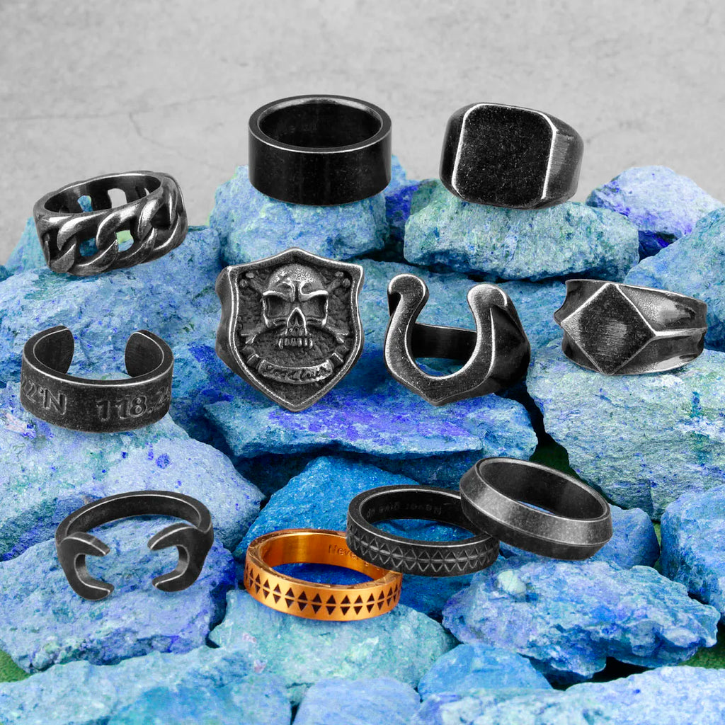 Simple Punk Retro Black Stainless Steel Mens Rings for Women Couple Lover Boy Girlfriend Biker Jewelry Creativity Gift