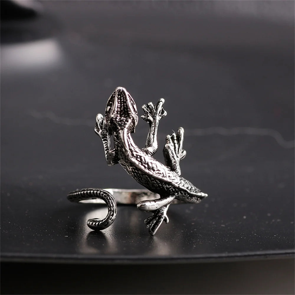 Vintage Lizard Open Ring — Adjustable Gothic Animal Band