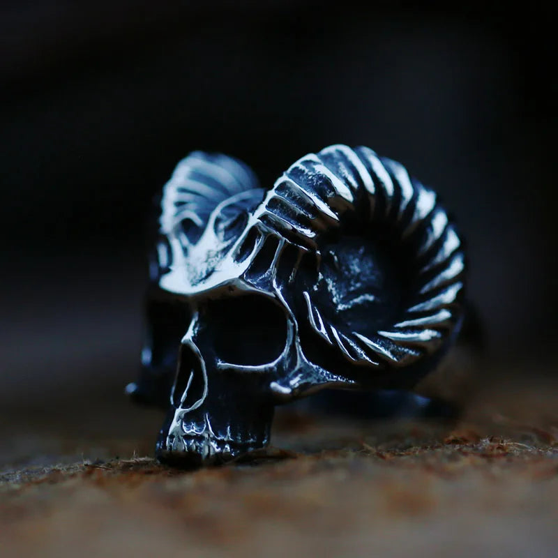 Beier 316L Stainless Steel Ancient dish Sheep cattle head Skull Ring Messenger of hell satan Personality Fashion