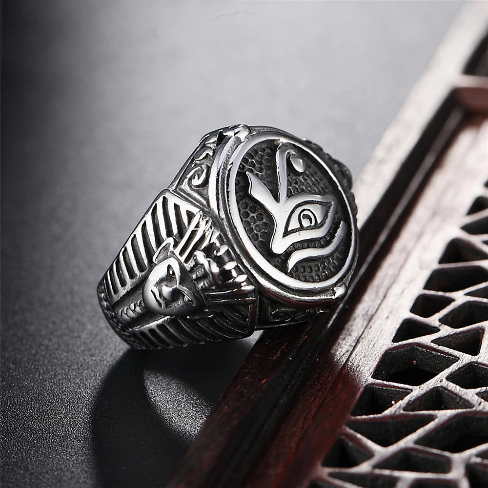 Ancient Egyptian Eye of Horus Signet Ring — Stainless Steel