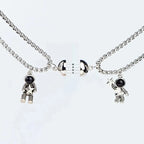 2PC Astronauts Magnet Attraction Pendant Couple Necklace Friendship Jewelry Creative Cool Chain Necklaces for Women Men Gifts