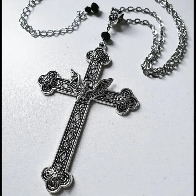 New Goth Antique Silver Filigree Vampire Bat Cross Necklace Pendant Charm Statement Grunge Novelty Jewelry Women