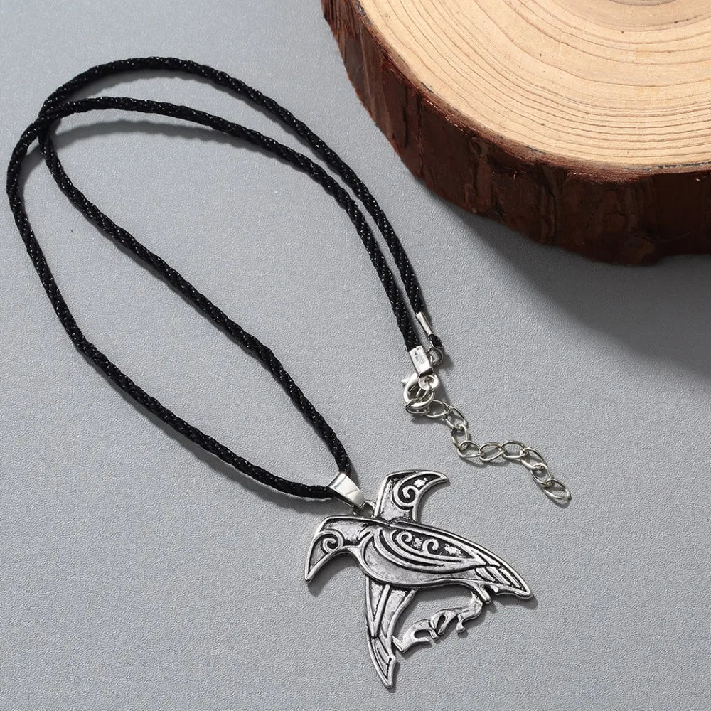 Kinitial Norse Viking Mythology Jewelry Odin's Ravens Pendant Necklace Double Bird Talisman Necklaces Men fashion