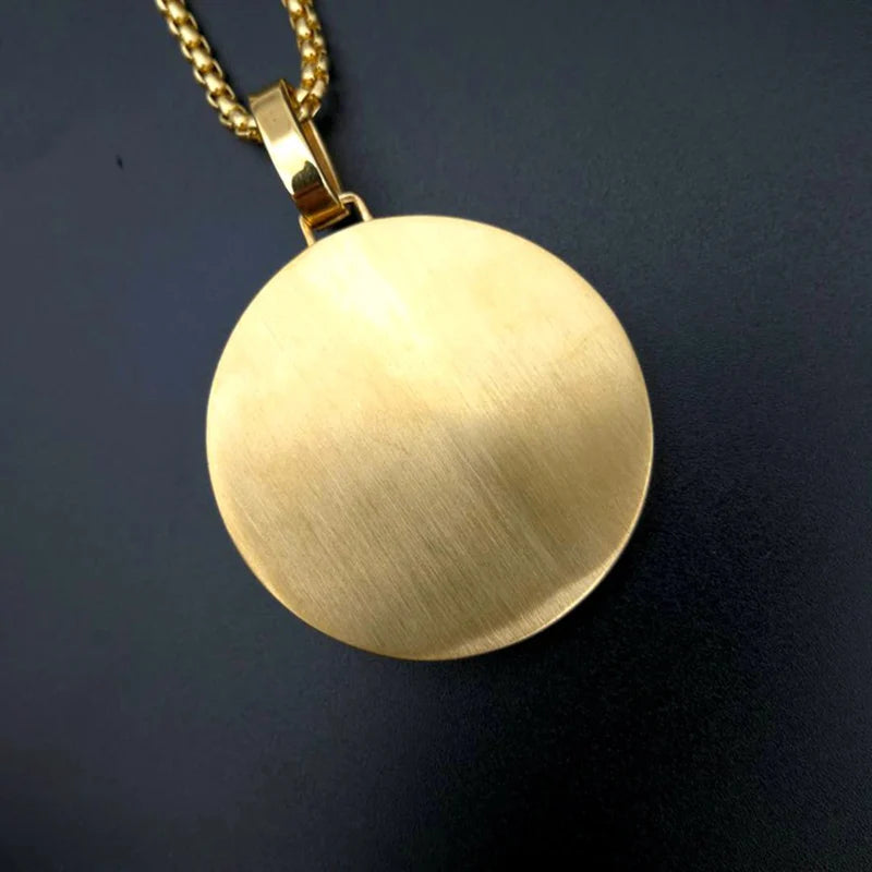 Micro Paved AAA CZ Stone Bling Praying Hand Round Pendant Necklace Gold Color 316L Stainless Steel Men Hip Hop Rock Jewelry