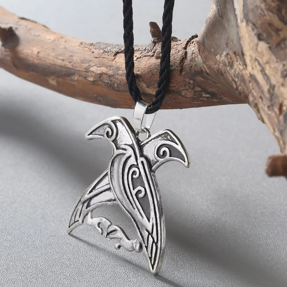 Kinitial Norse Viking Mythology Jewelry Odin's Ravens Pendant Necklace Double Bird Talisman Necklaces Men fashion