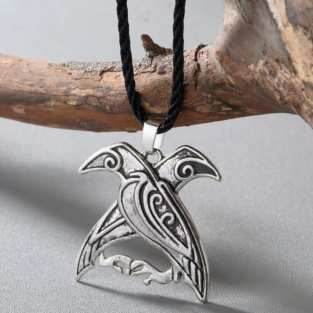 Kinitial Norse Viking Mythology Jewelry Odin's Ravens Pendant Necklace Double Bird Talisman Necklaces Men fashion