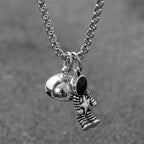 2PC Astronauts Magnet Attraction Pendant Couple Necklace Friendship Jewelry Creative Cool Chain Necklaces for Women Men Gifts