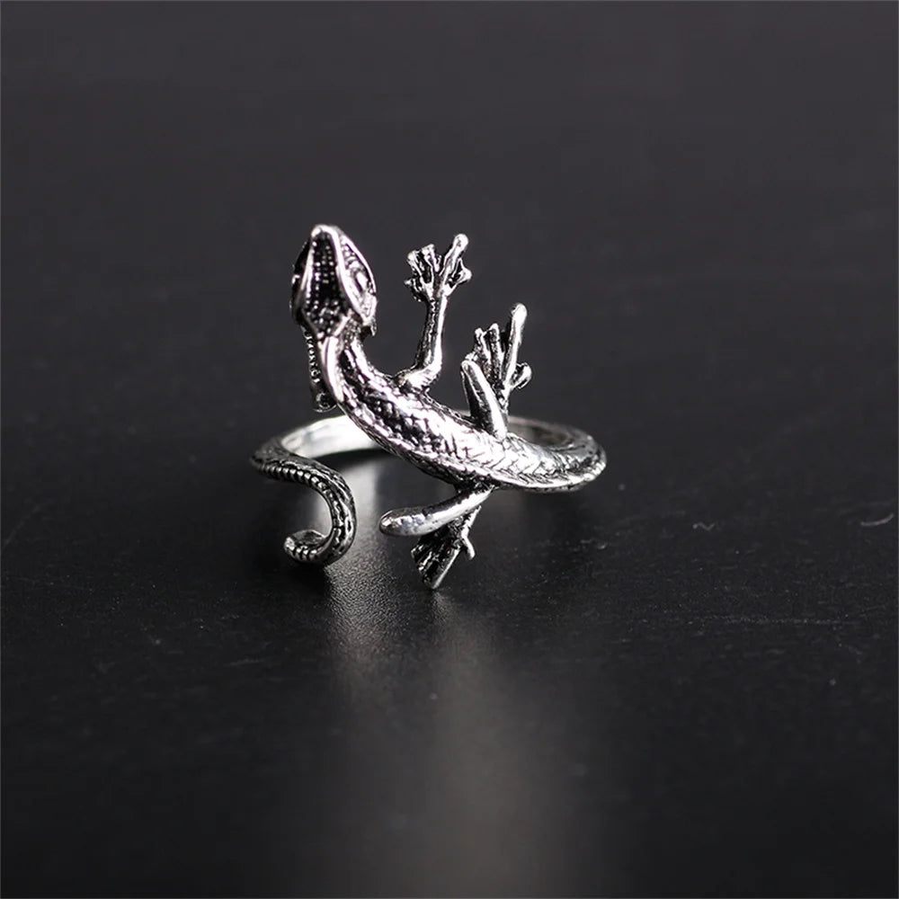Vintage Lizard Open Ring — Adjustable Gothic Animal Band
