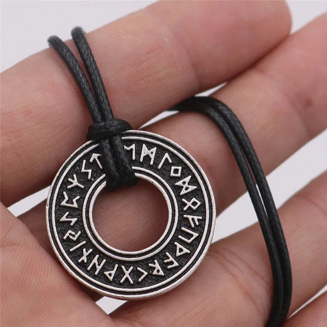 Slavic Norway Valknut with the Elder Futhark Runes Pagan Amulet Pendant Men Necklace Scandinavian Viking Jewelry