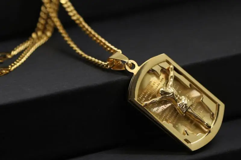 New Gold Color Crucifix Image Men\\'s Pendant Christ Miami Cuban Religious Necklace for Daily Wear Fashion Jewelry