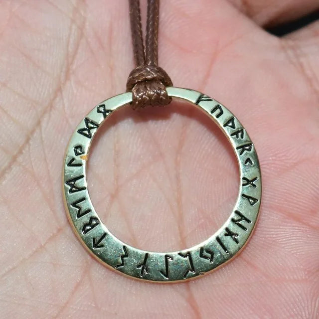 Slavic Norway Valknut with the Elder Futhark Runes Pagan Amulet Pendant Men Necklace Scandinavian Viking Jewelry