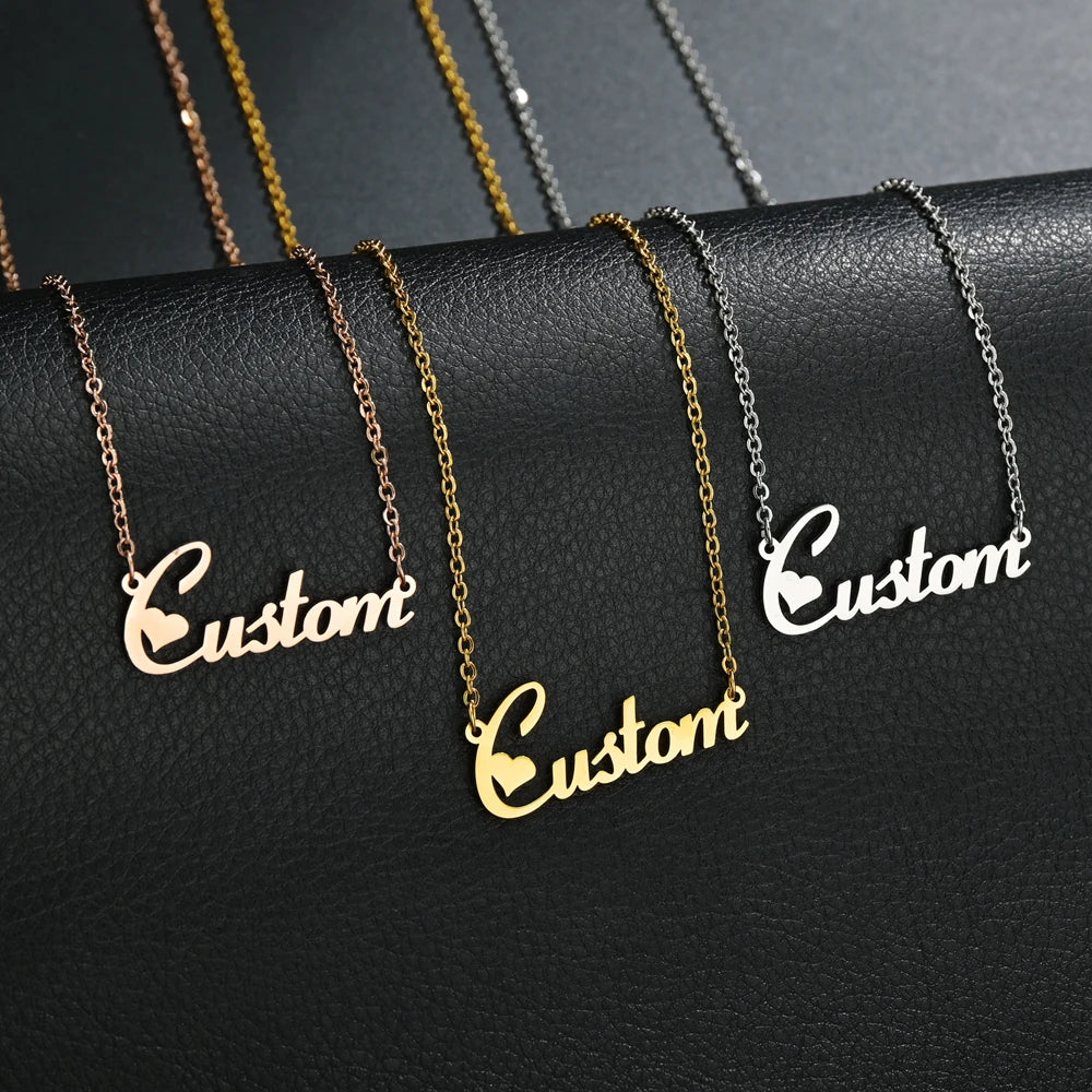 Diamon Customized 2020 New Fashion Stainless Steel Name Necklace Personalized Letter Pendant Nameplate Gift