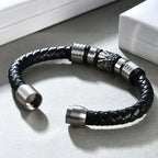 Stainless steel men's bracelet, European and American Freemasonry Logo magnet titanium steel bracelet souvenir