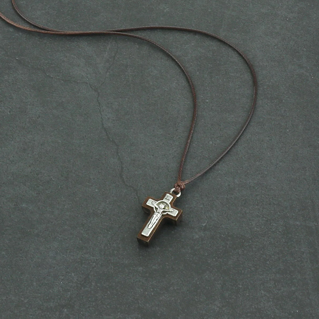 Natural Wood Jesus Crucifix Pendant Necklaces for Men INRI Catholic Cross Necklace Leather Adjustable Rope Chain