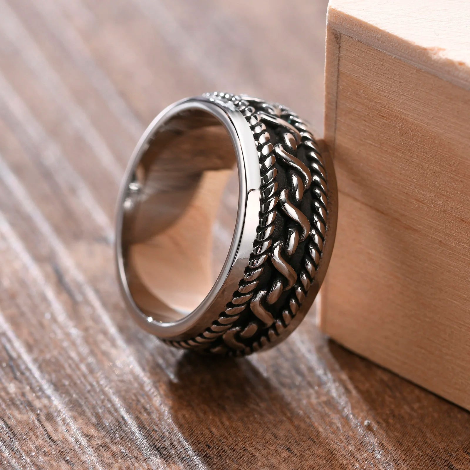 Twisted Rope Design Ring — Stainless Steel