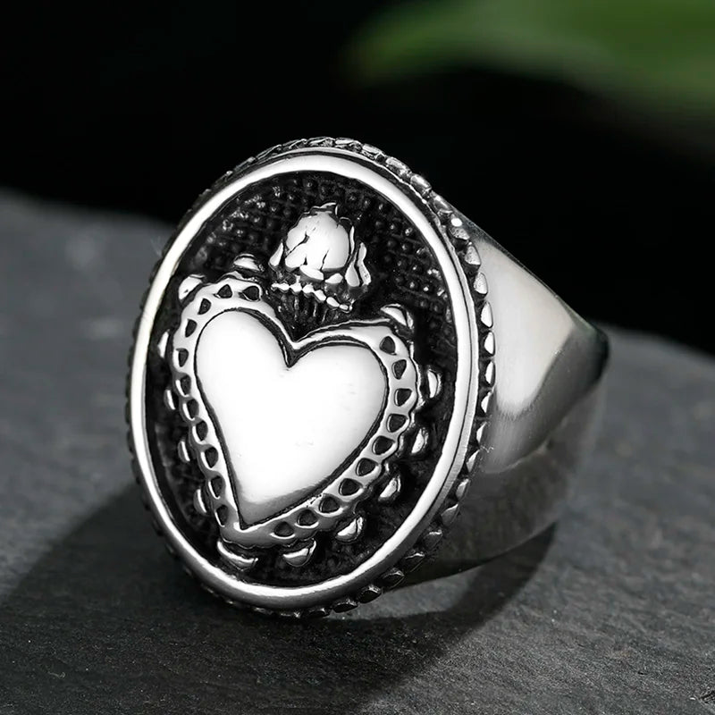 Dropshipping Stainless Steel Ladies Mens Biker Punk Sacred Heart Of Jesus God Ring Cross Amulet Jewelry For Man Gift