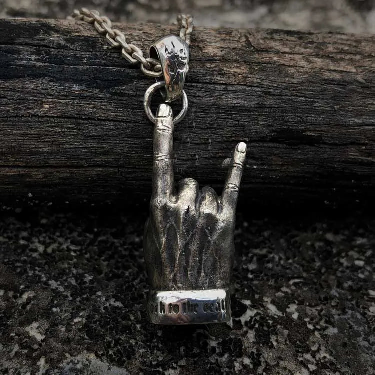 Broken Skull Pendant Necklace — Gothic Vintage