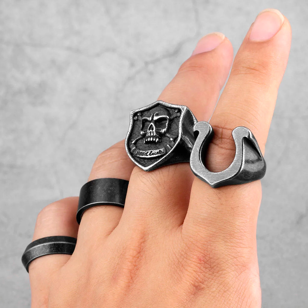 Simple Punk Retro Black Stainless Steel Mens Rings for Women Couple Lover Boy Girlfriend Biker Jewelry Creativity Gift