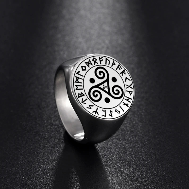 LIKGREAT Vintage Triskele Ring Triple Stainless Steel Signet Ring for Men Spiral Symbol Protection Amulet 2023 New Year