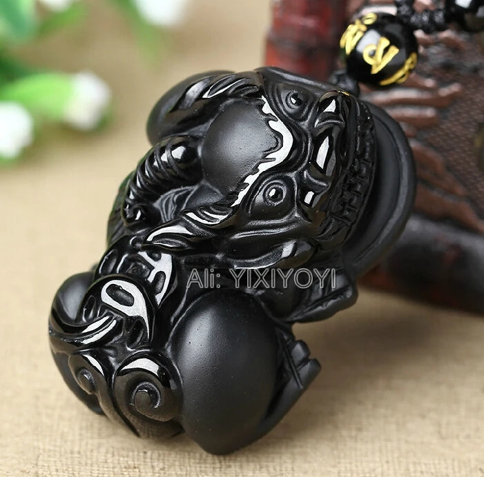 Beautiful Chinese Handwork Natural Black Obsidian Carved PiXiu Lucky Amulet Pendant + free Beads Necklace Fashion