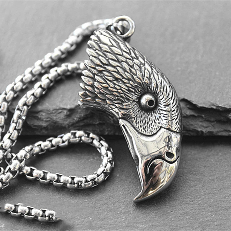 Fine Domineering Retro Double-sided Three-dimensional Eagle Head Pendant Men and Women Jewelry Necklace
