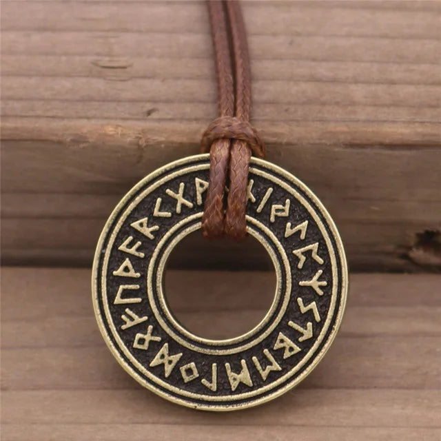 Slavic Norway Valknut with the Elder Futhark Runes Pagan Amulet Pendant Men Necklace Scandinavian Viking Jewelry