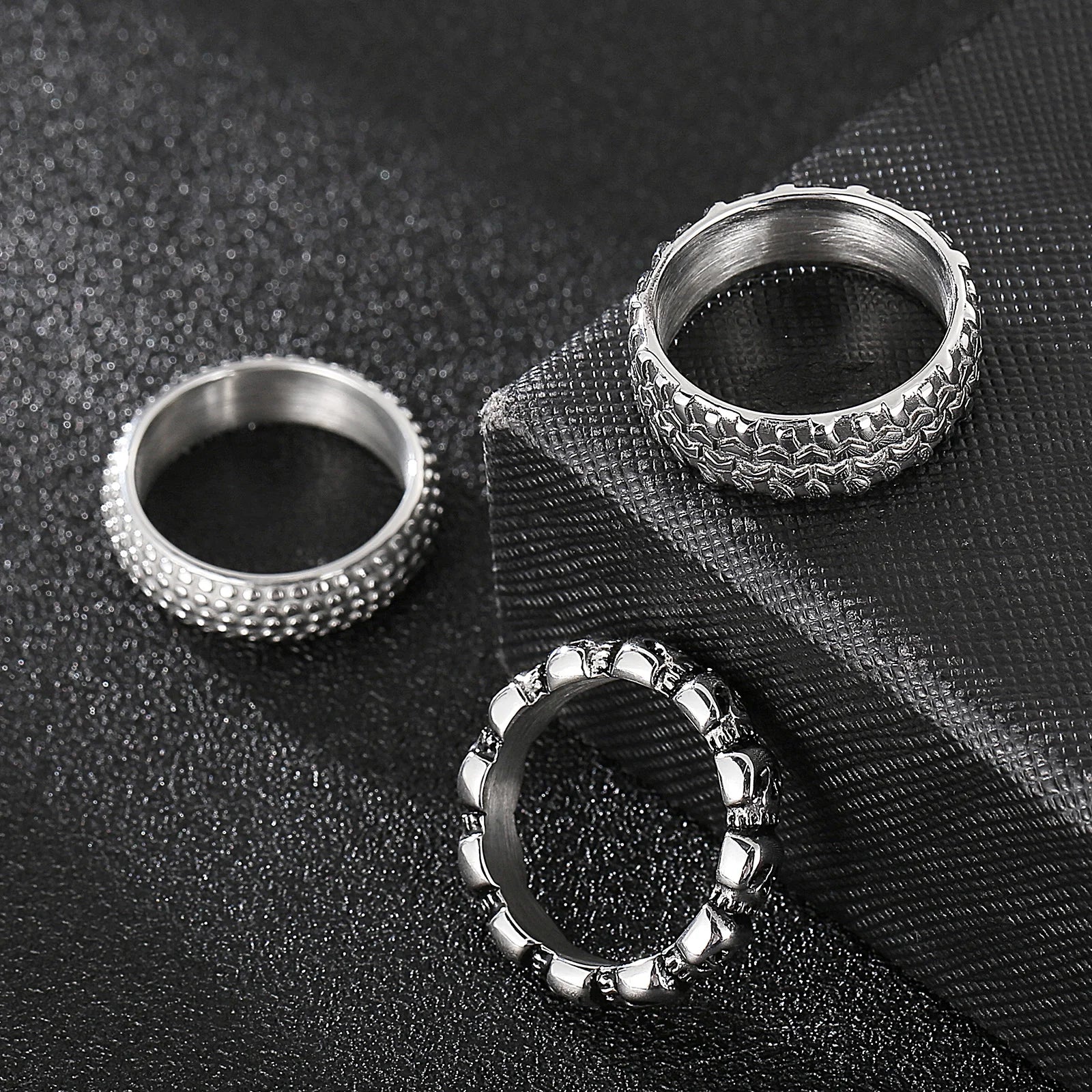 Kalen Punk 316L Stainless Steel Men's Ring Skull Finger Rings Fashion Biker Party Jewelry Round Anillos Accessories Size 8-12