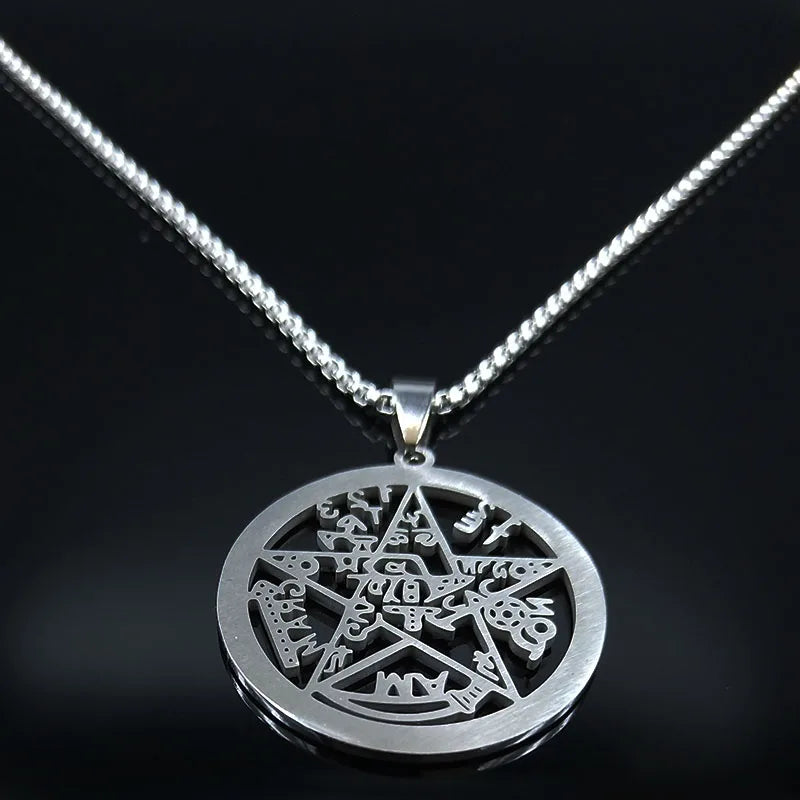 Pentagram Witchcraft Necklace — Silver