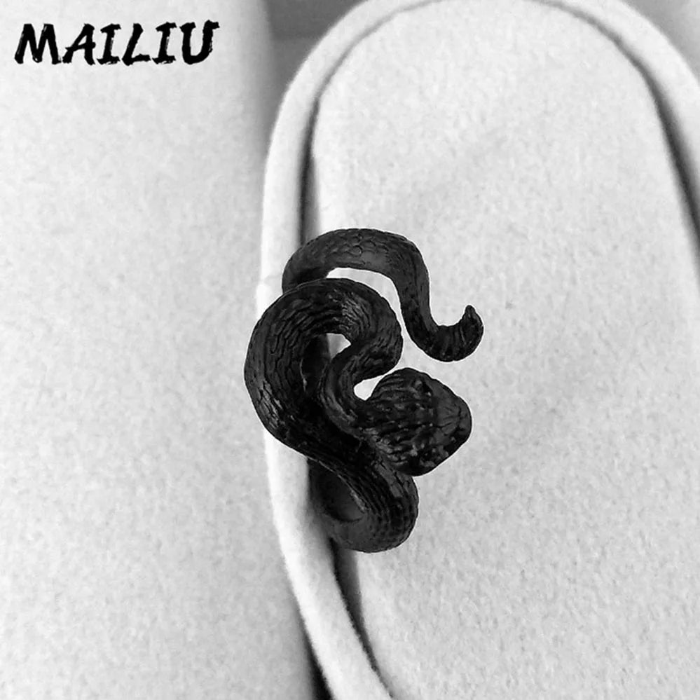 Rattlesnake Ring Vintage Silver Plated Snake Ring Motorcycle Party Punk Domineering Ring Women Men Ring Cool Hip Hop