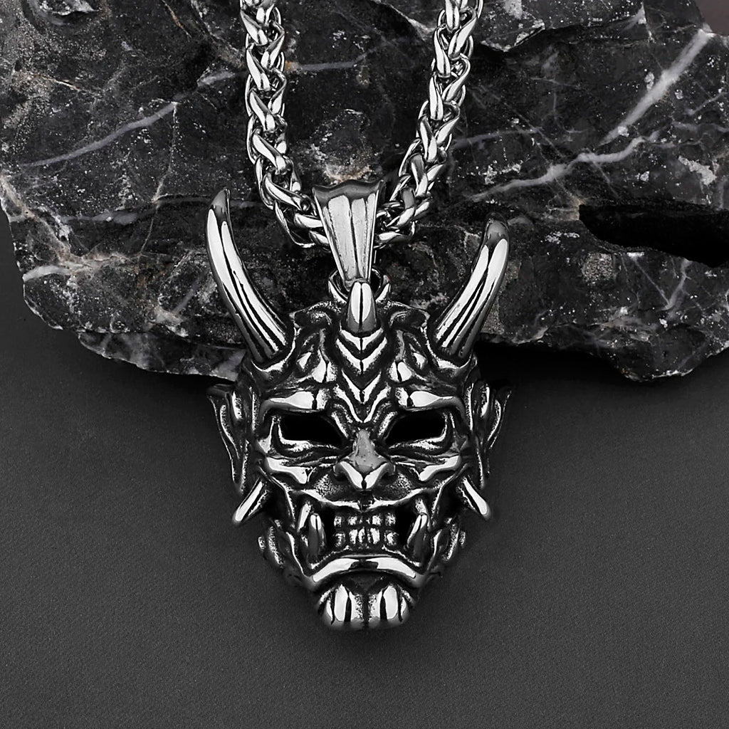 Retro Prajna Punk Gothic Evil Demon Skull Mask Pendant Necklace Cool Guy Hip Hop Rock Party Sweater Chain Jewelry Wholesale