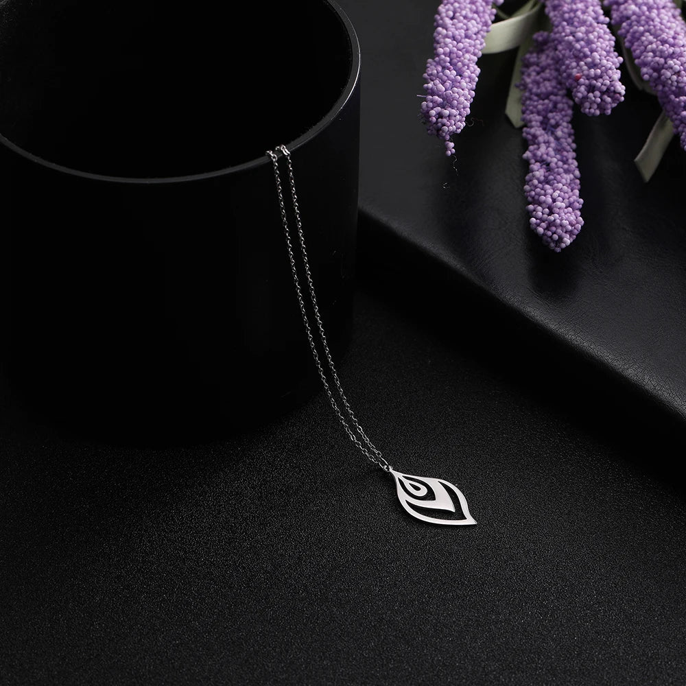 Skyrim Stainless Steel Leaf-shaped Pendant Necklace Silver Color Statement Chain Necklaces Jewelry Accessory Gift for Women