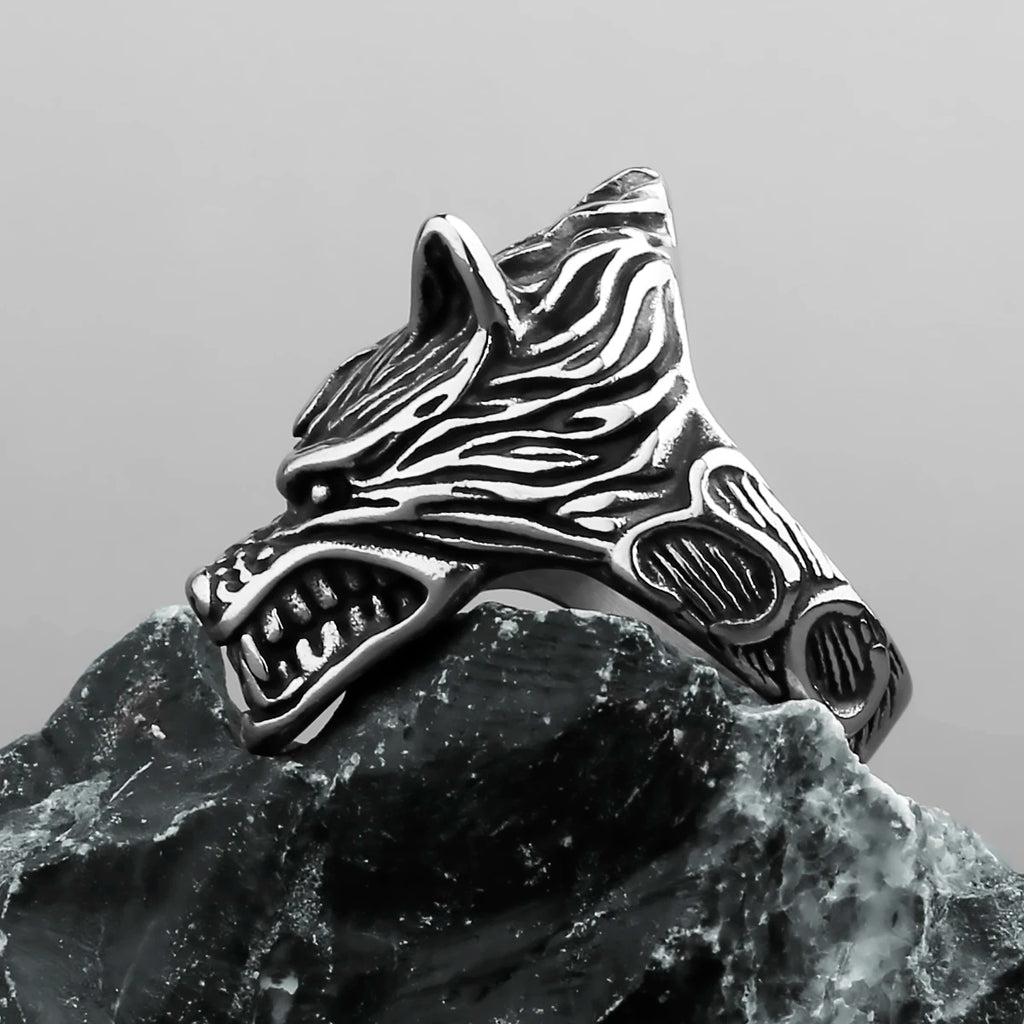 Nordic Viking Prairie Wolf Head Ring — Stainless Steel