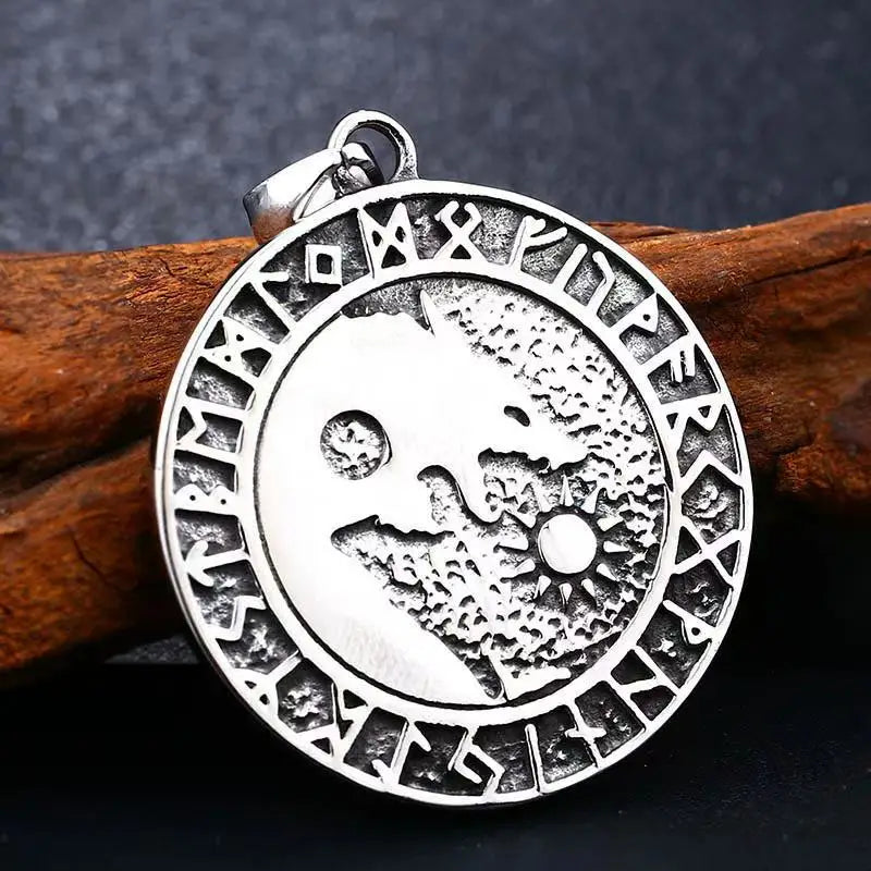 Vintage Stainless Steel Nordic Vikings Pendant For Men Slavic Amulet Pagan Solar Symbol Slavic Wheel Necklaces Fashion