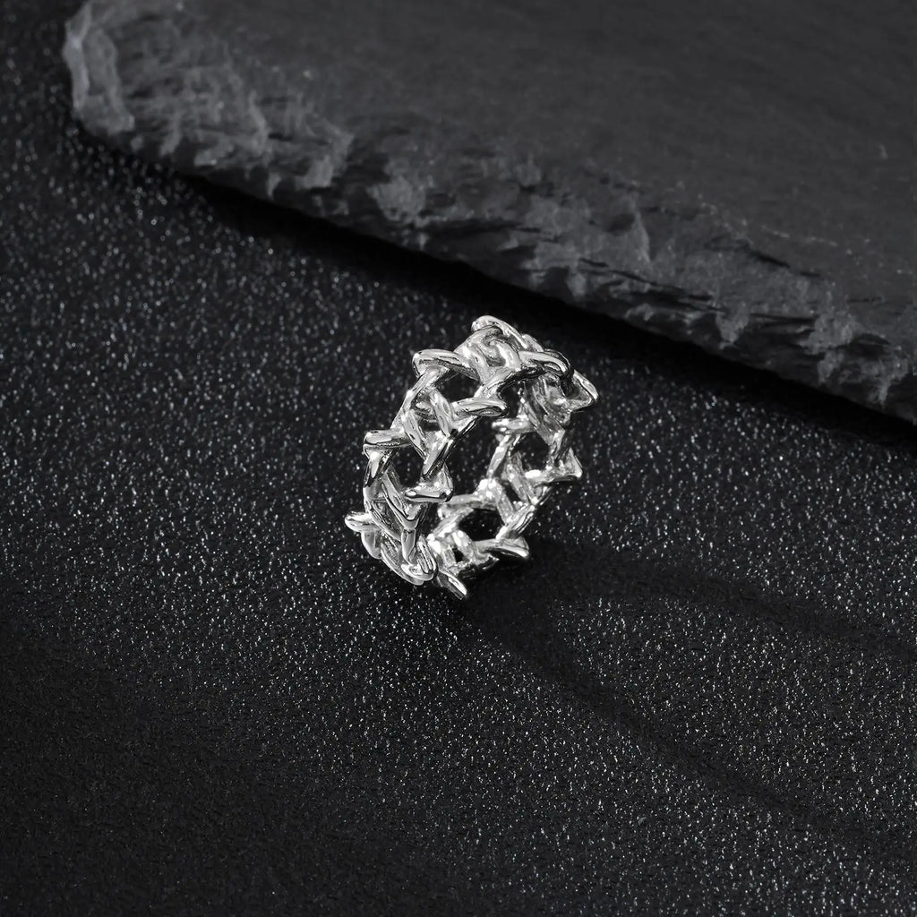 Irregular Thorns Star Ring — Stainless Steel