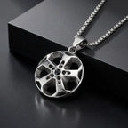 Creative Unique Wheel Hub Pendant Necklace Inlaid Cubic Zircon Stainless Steel Necklace Fashion Punk Jewelry for Men Gift