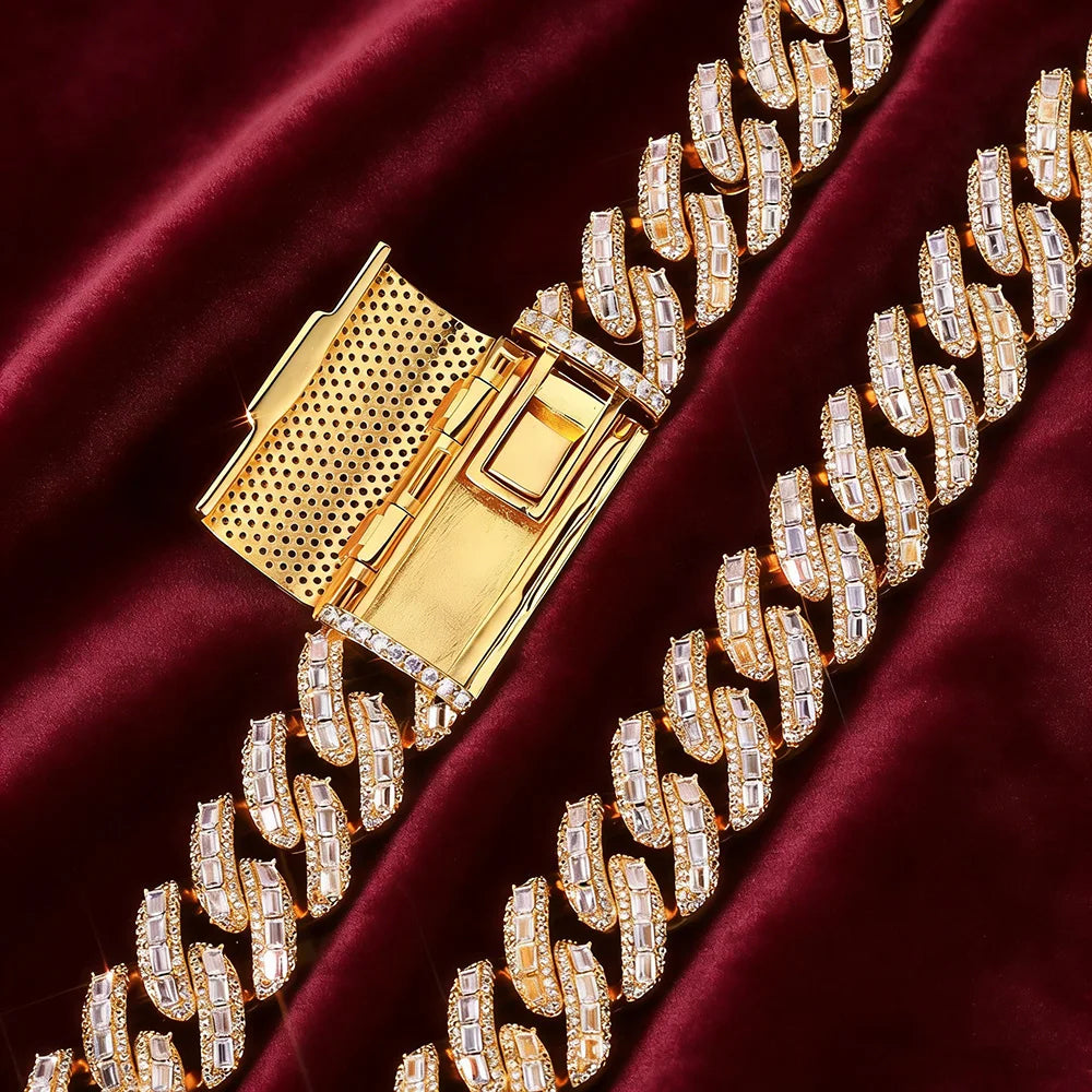 Iced Out Cuban Chain Stainless Steel 18MM 3-Row